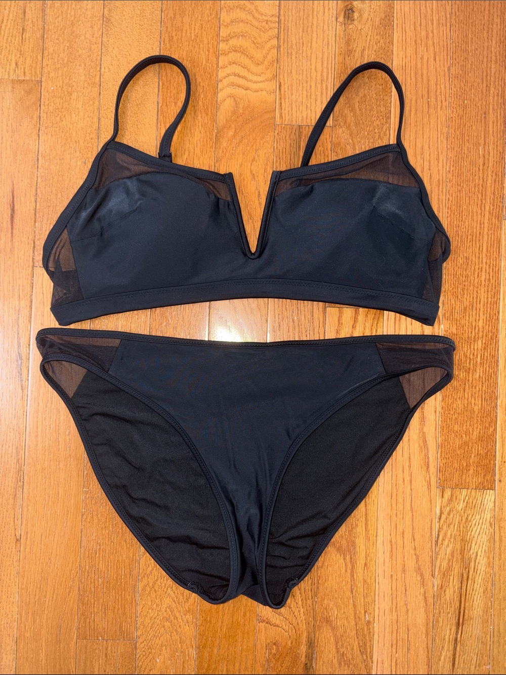 Aerie Black Mesh Bikini Size Large Two Piece Swimsuit Scoop Top